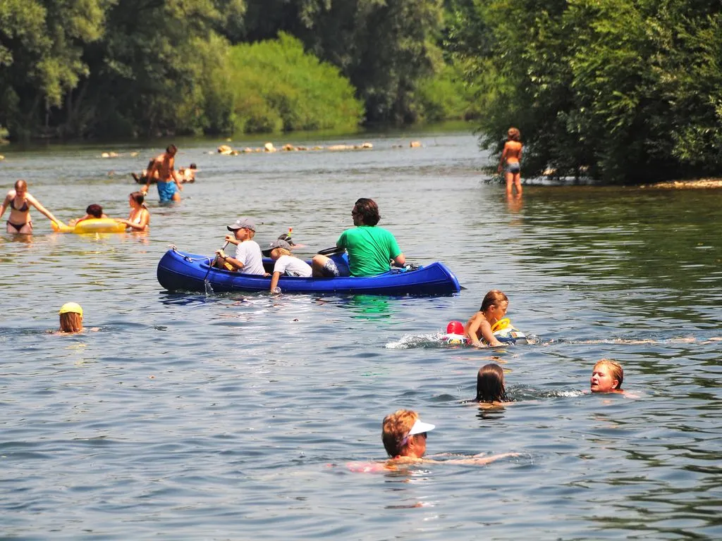 Summer swimming in the Kolpa