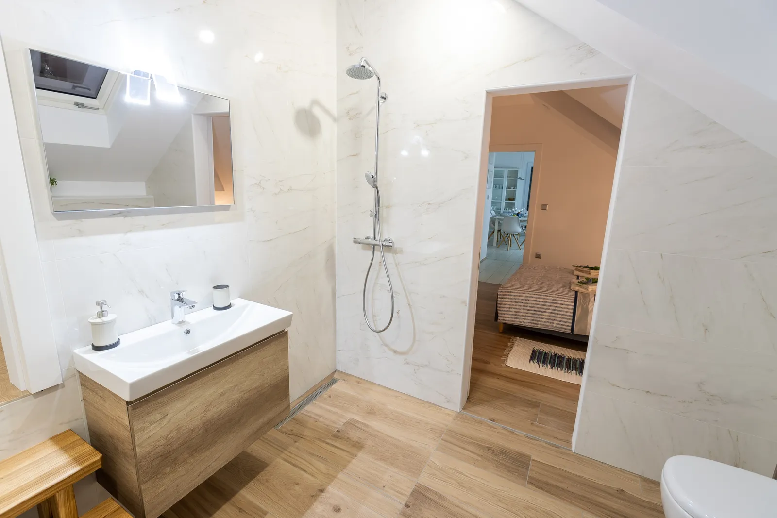 Bathroom of apartment Mia